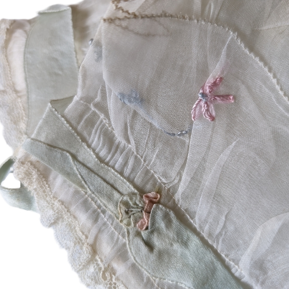 TRUE VINTAGE Lace Childrens Bonnet Authentic Silk Heirloom Hat Rare Cream Blue - Picture 11 of 12